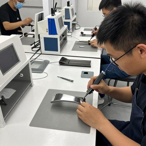 Como Escolher a Melhor Empresa de Pintura para Metais e Garantir Resultados Duradouros